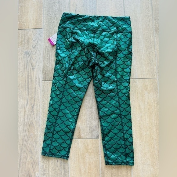 Mermaid cropped leggings size - large - Picture 2 of 2